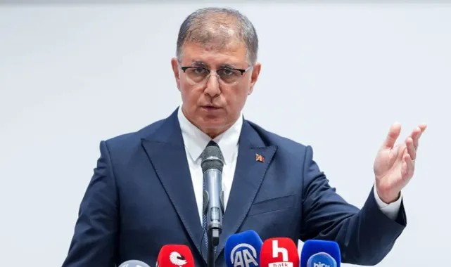 Başkan Tugay AKP iddialarını yalanladı! Özgür Özel'in programına neden katılmadığını açıkladı
