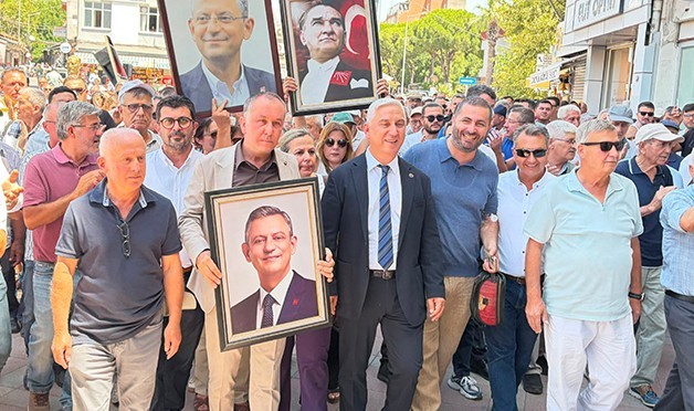 Bergama'da Yeni Parti'ye toplu geçiş
