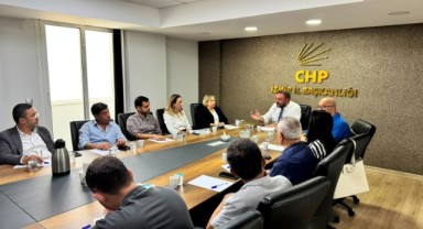 CHP İzmir'de Yönetim İlk Toplantısını Yaptı