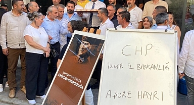 CHP İzmir'in Aşure Hayrında İkramları Gümrükçü Dağıttı