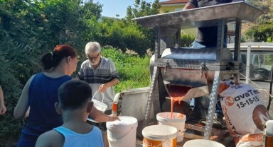 Efes selçuk'ta kışlık salça hazırlıkları başlıyor