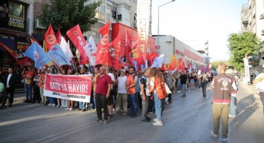 İzmir'de NATO protestosu: ‘Zirve, yeni savaş cepheleri yaratmaya hazırlanıyor’
