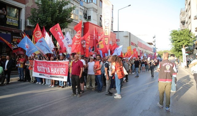İzmir'de NATO protestosu: ‘Zirve, yeni savaş cepheleri yaratmaya hazırlanıyor’
