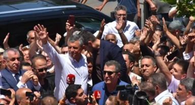 Özgür Özel'den Niğde'de İktidar Yürüyüşü Mesajı: Son Bir Kişi Kalsak da Bu Yoldan Dönmeyiz