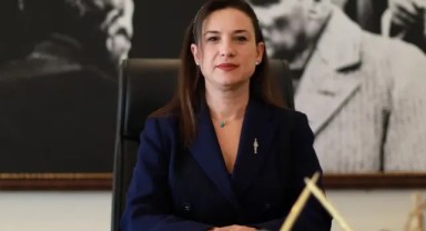Özgür Özel 'Yeni Parti'yi ilan etti! İzmir'de CHP'den ilk istifa eden ilçe belediye başkanı Sengel oldu