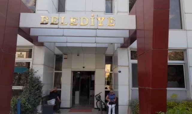 Seferihisar Belediyesi'nde seçim günü! CHP'nin adayı kazandı