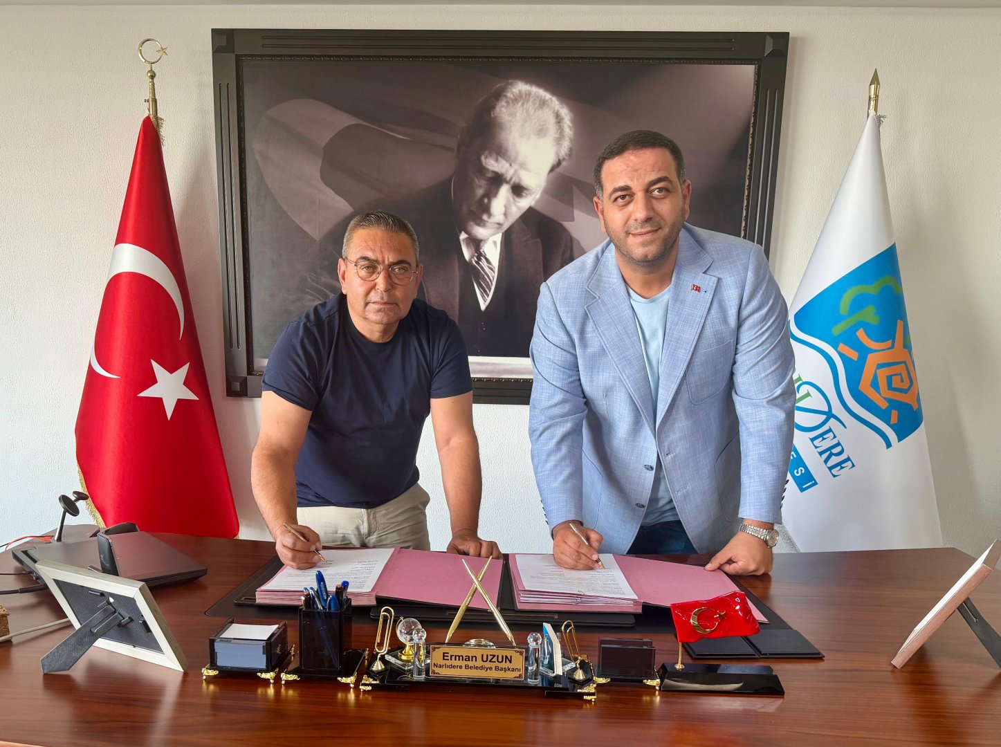 Narlıdere Belediyesi’nde emek kazandı, toplu sözleşmede imzalar atıldı