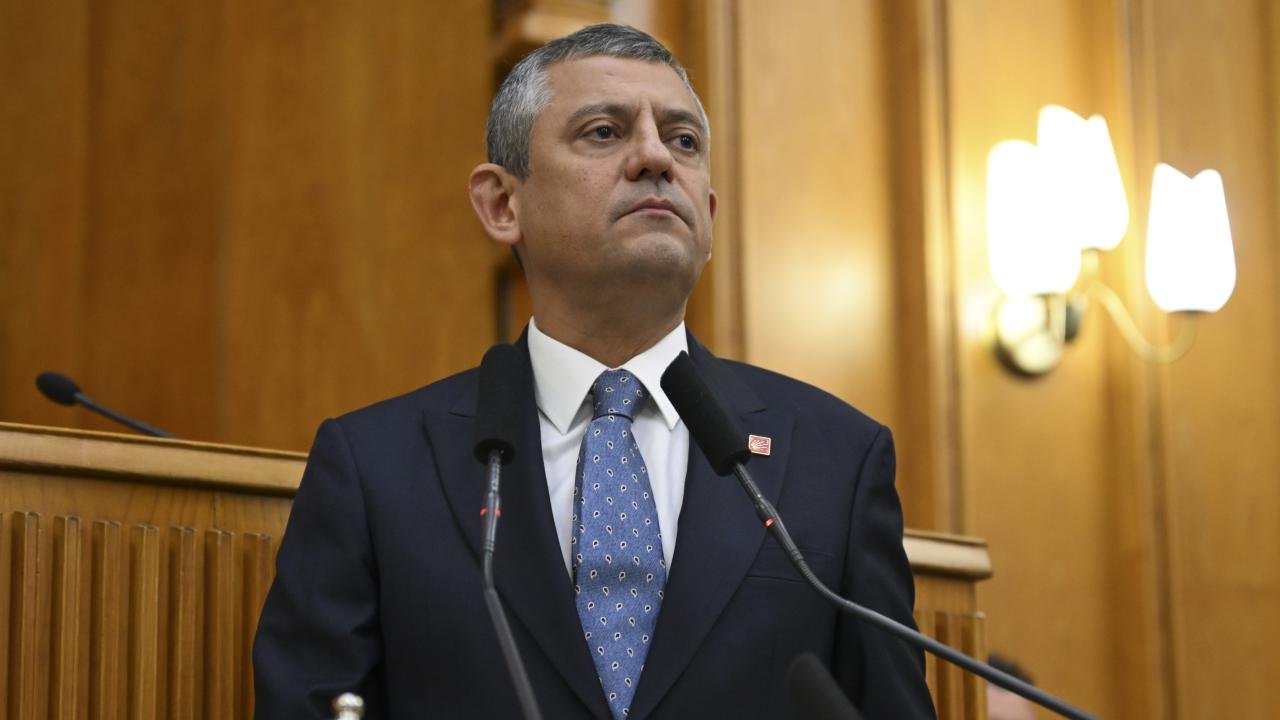 Özgür Özel'den dikkat çeken açıklamalar: Tugay'ı 20 gündür aramıyorum