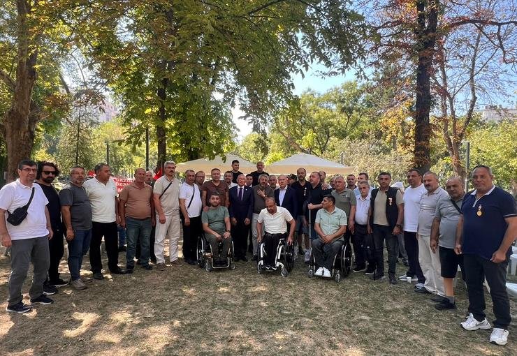 YENİ Parti’li Bakan: “Gazinin karşısına barikat değil, devletin adaleti ve vefası çıkmalıdır”