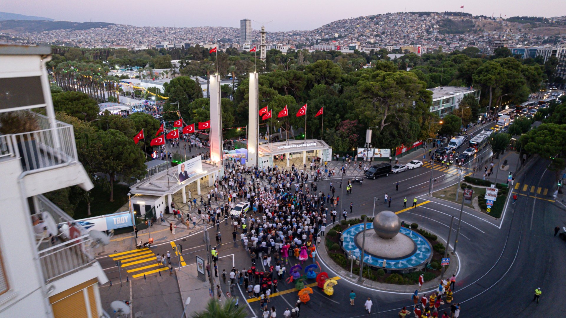 İEF için toplu ulaşımda seferberlik