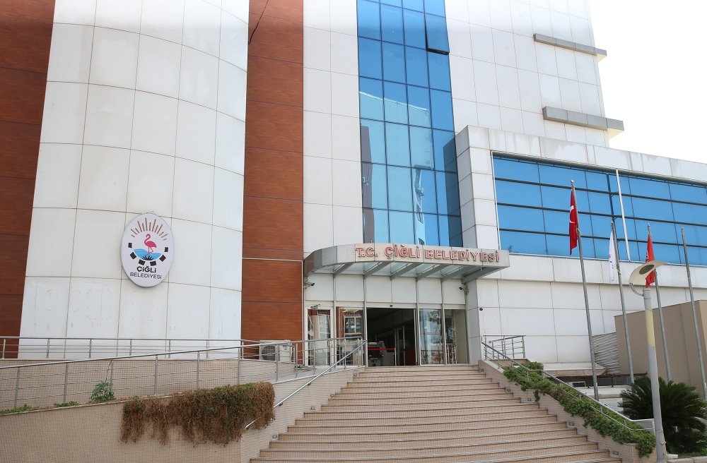 Çiğli Belediyesi'den saldırıya ilişkin açıklama: "Halk iradesi hedef alınıyor"