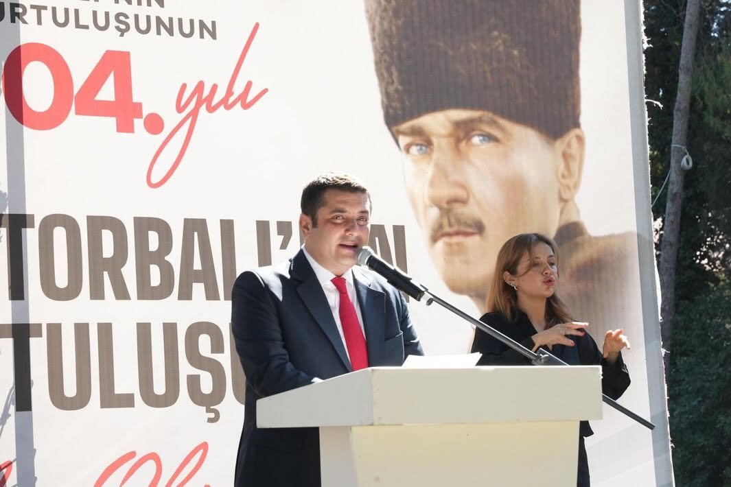 Torbalı’da 7 Eylül Coşkusu: Fulya Atıl Konseriyle Kutlamalar Zirve Yaptı