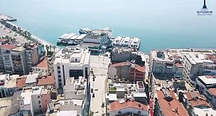 İzmir Büyükşehir Belediye Başkanı Tunç Soyer'den İzmirlilere "BizVarız" mesajı